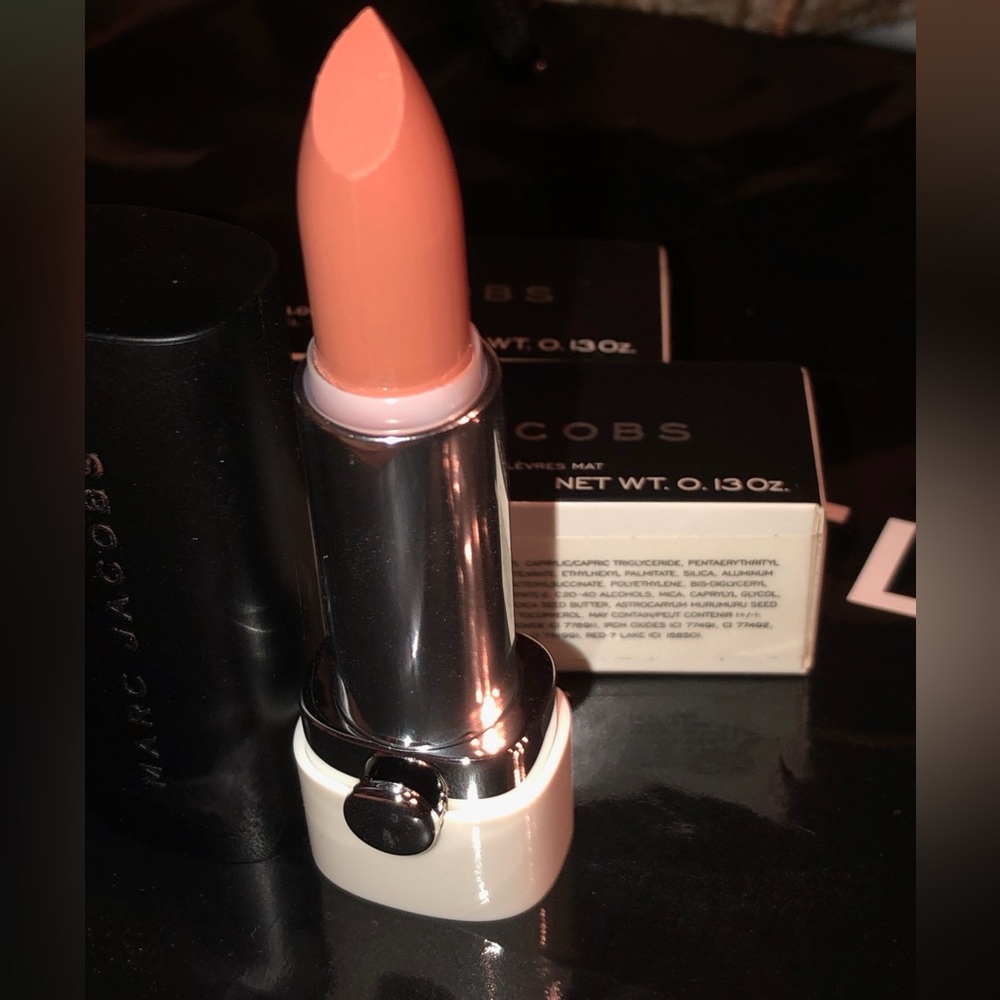Marc Jacobs Pout Lipstick-142